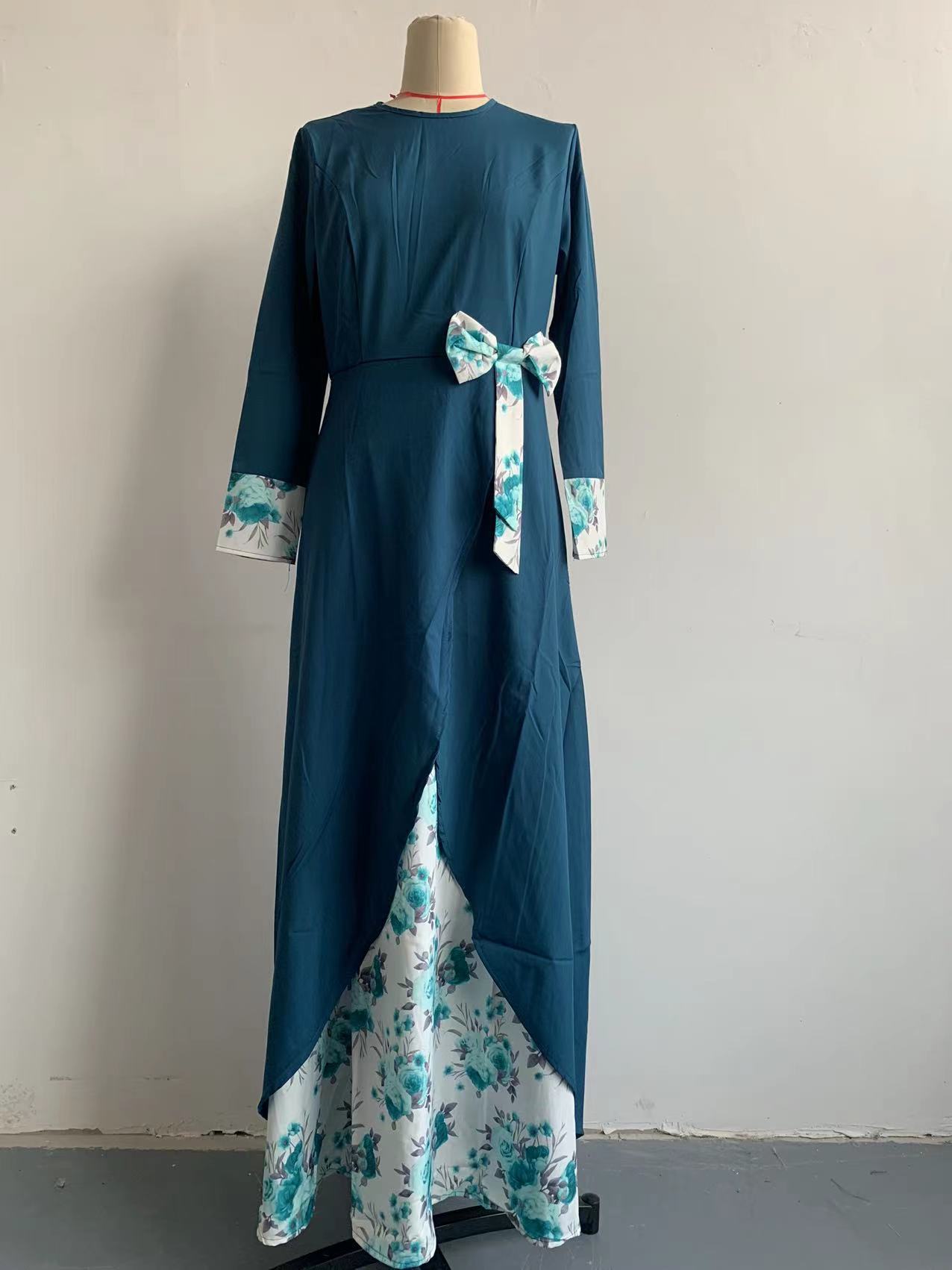 Middle East Women Muslim islamic printing Retro long dress ladies Abaya Muslim women dress factory price shenzhen lily cheng - Image 5