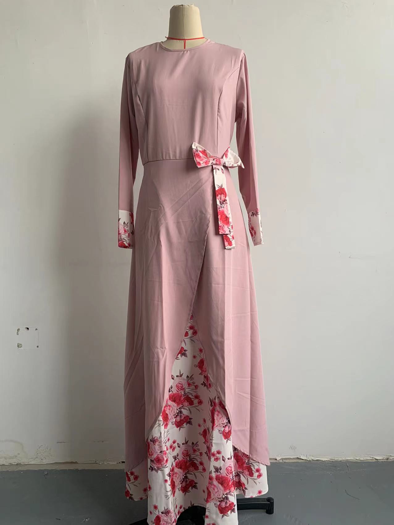 Middle East Women Muslim islamic printing Retro long dress ladies Abaya Muslim women dress factory price shenzhen lily cheng - Image 4