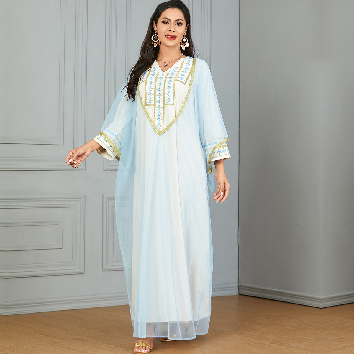 3676 Southeast Asia Cross-Border Middle Eastern Robe Women's Arabic Clothing Embroidered Long Skirt V-Neck Two-Piece Dress - Image 3