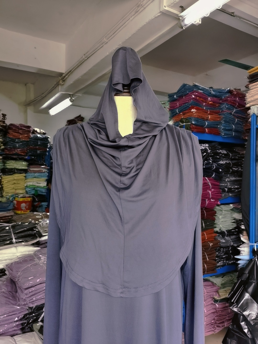 Factory Direct Supply To Iduoduo European And American New Solid Color One-Size-Fits-All Hooded Long Skirt Spliced Dress 21432 - Image 3