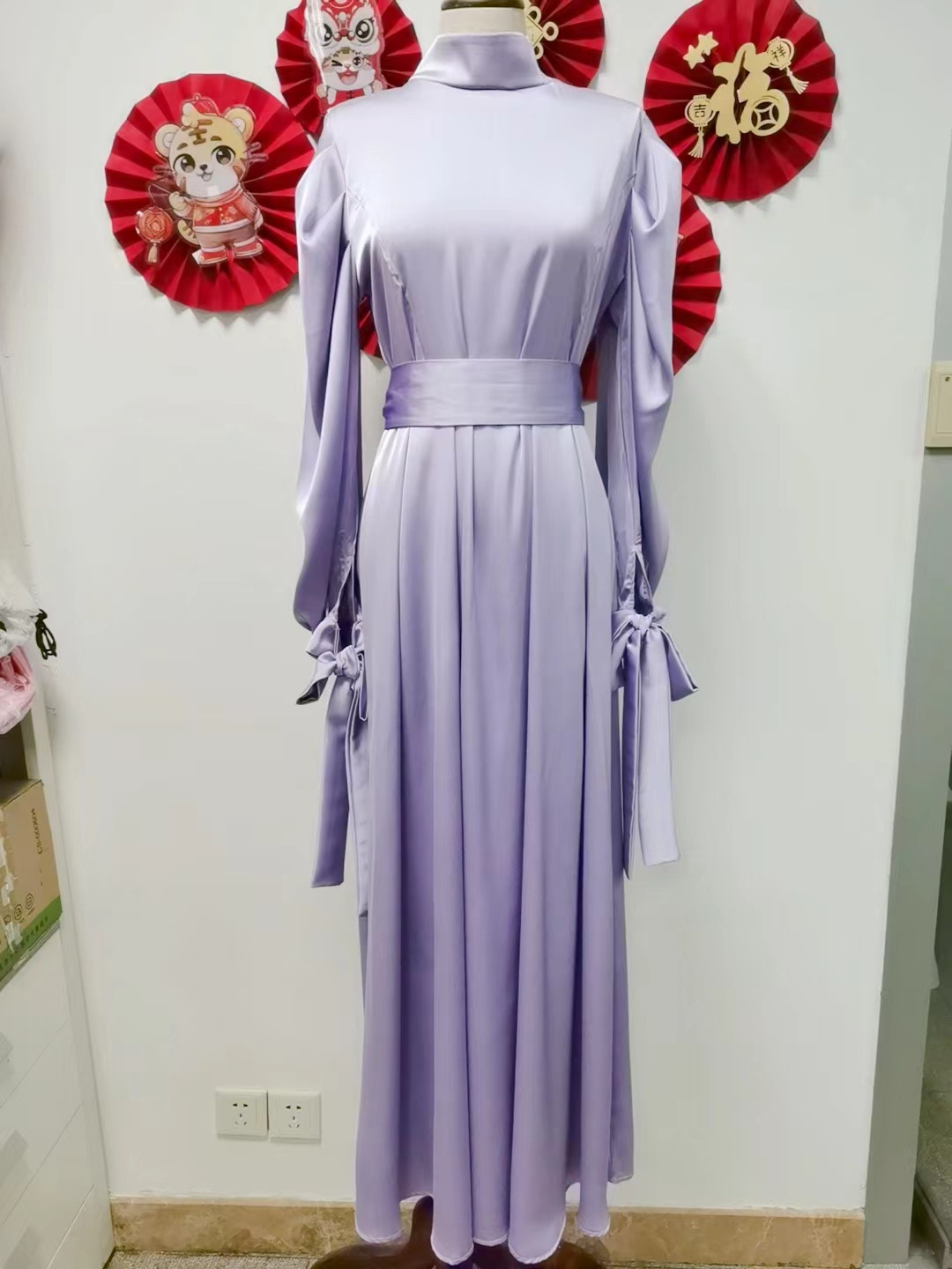 Directly From The Manufacturer, Iduoduo European And American New Model Stand-Up Collar Satin Dress, Soft And Waisted Puff-Sleeved Long Skirt 21488 - Image 8