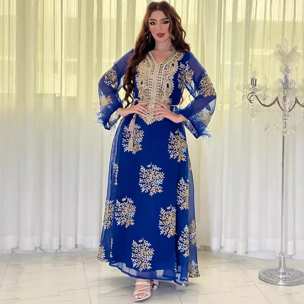4076 Middle East Cross-Border Foreign Trade New Fashion Embroidered Women's Muslim Robe Arabic Dress Dress - Image 2