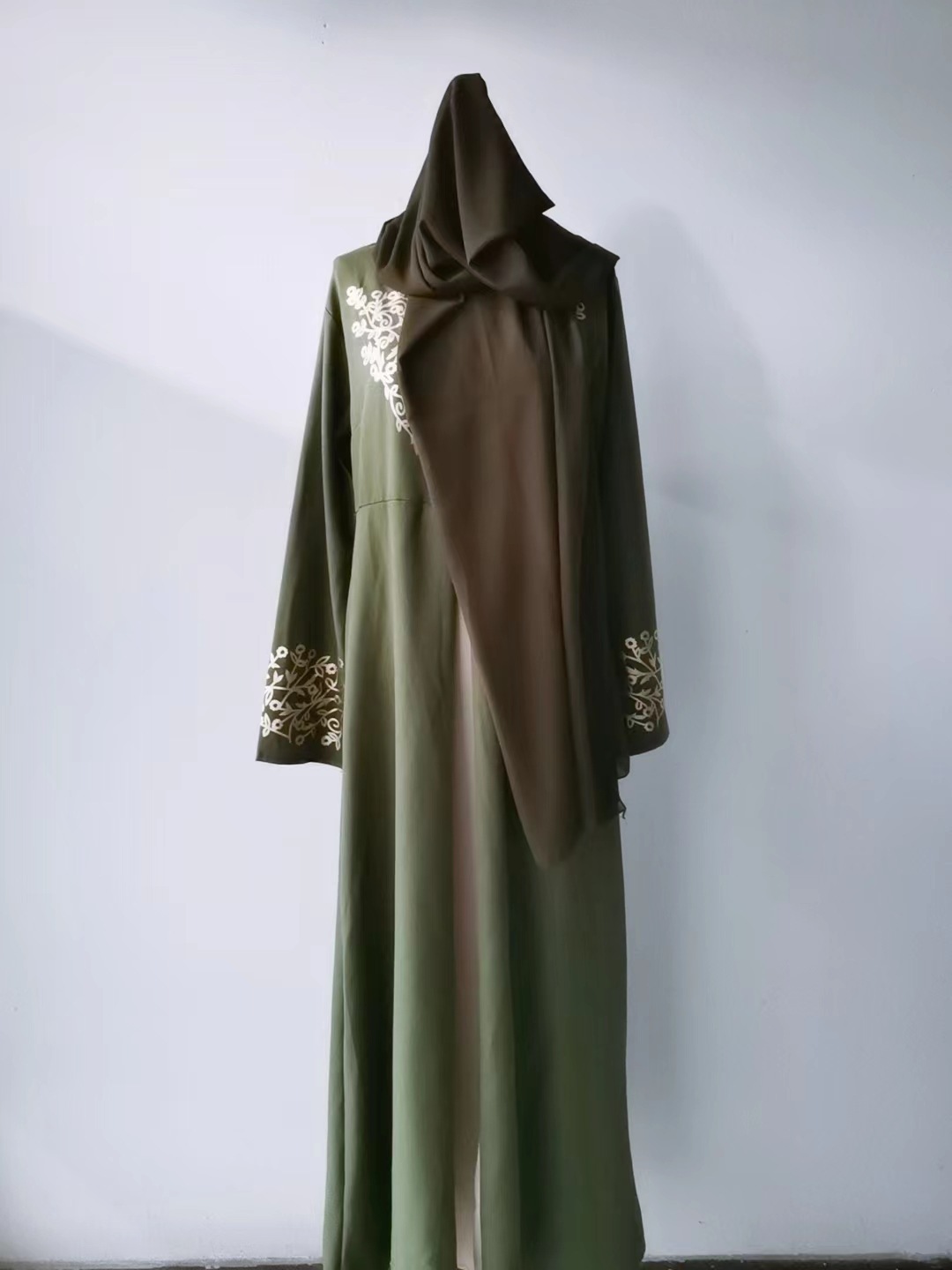 Directly Supplied From The Manufacturer, Iduoduo European And American Long Skirts, Contrasting Color Slim-Fitting Long Skirts, Bronzing Splicing Dress 9008 - Image 7