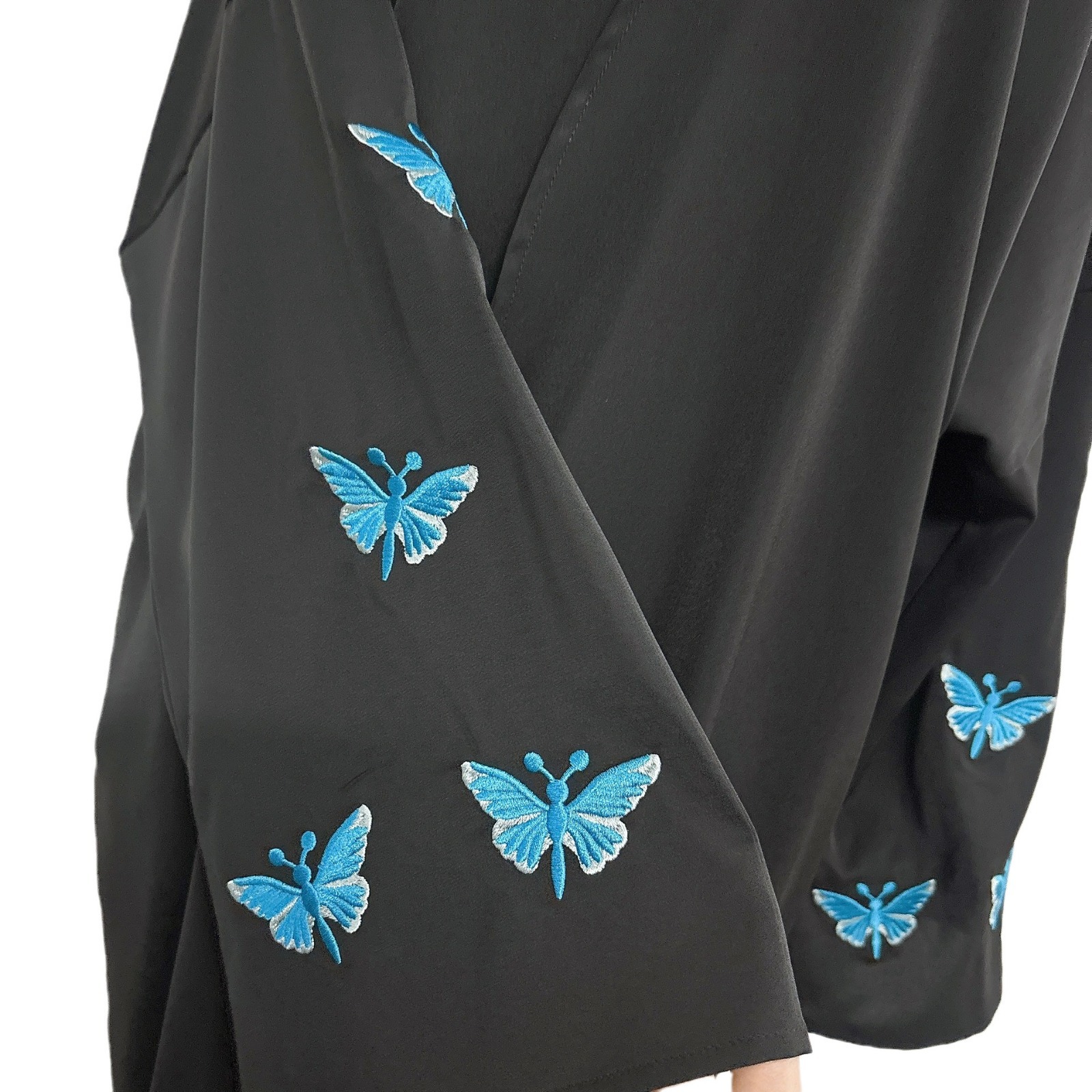 Factory Direct Supply To Iduoduo's New Exquisite Embroidered Butterfly Cardigan, Solid Color Elegant Dress 24711 - Image 5